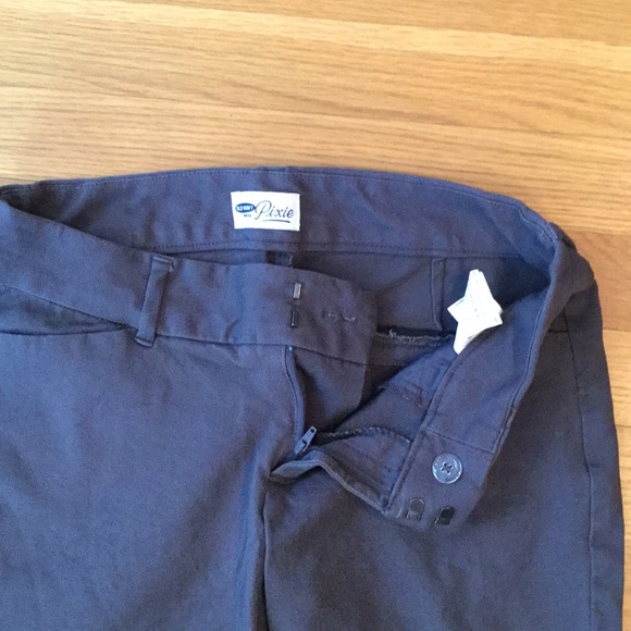 Old Navy Pixie Chino Charcoal Gray pants - Picture 3 of 7